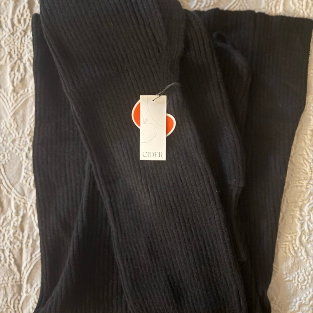 Cider NWT Black Ribbed Dress - Picture 5 of 5